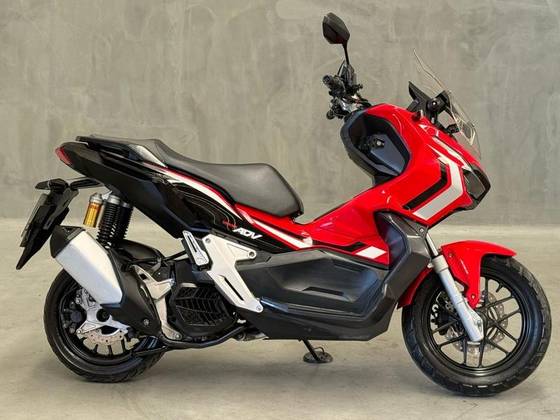 HONDA ADV 